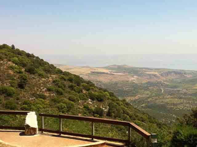 מצפה כנרת באמירים - המלצת טיול מצימר אור בראשית בצפון באמירים special_offer e 2